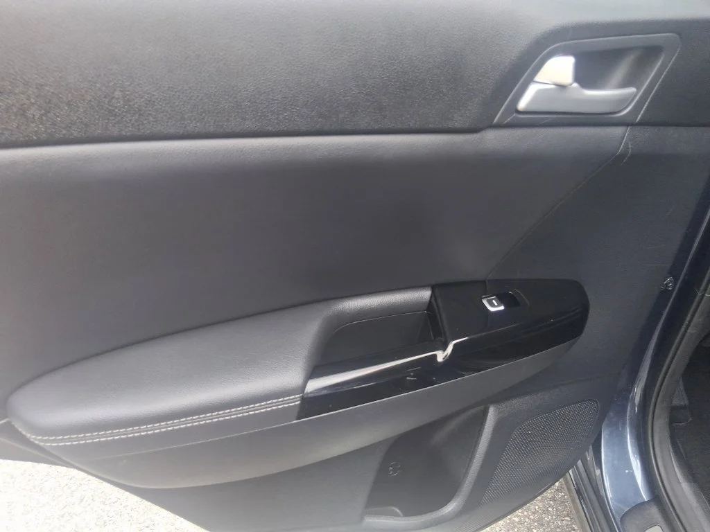 Used 2022 Blue Kia Nightfall image 16
