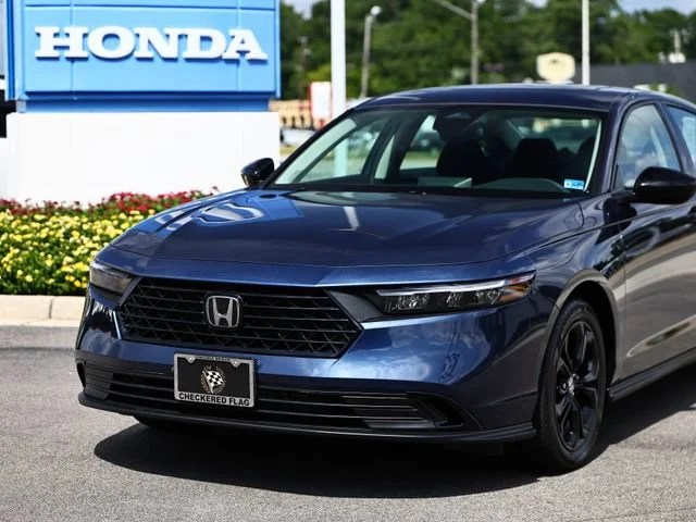 2025 Honda Accord SE - Photo 42