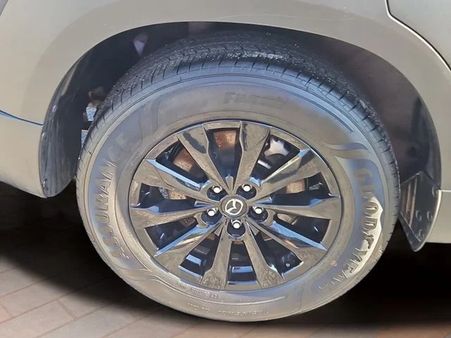 Used 2026 Blue Mazda 2.5 S Preferred image 4