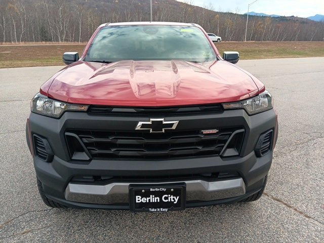 2026 Chevrolet Colorado Trail Boss photo 2