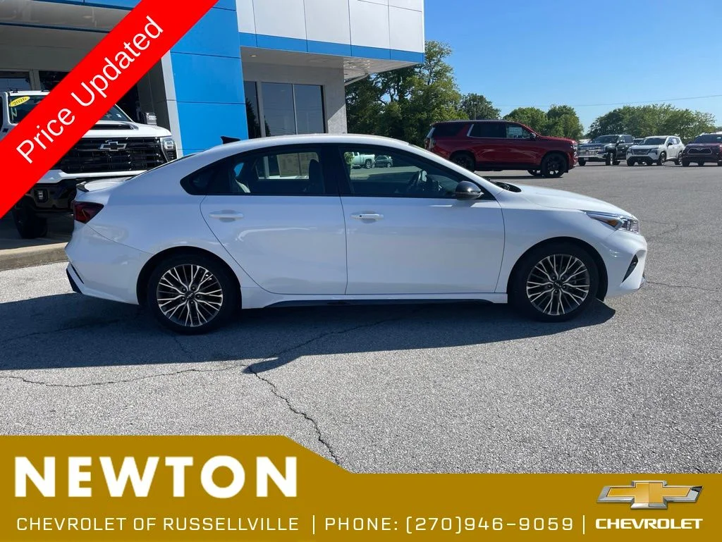 Used 2023 White Kia GT-Line image 42