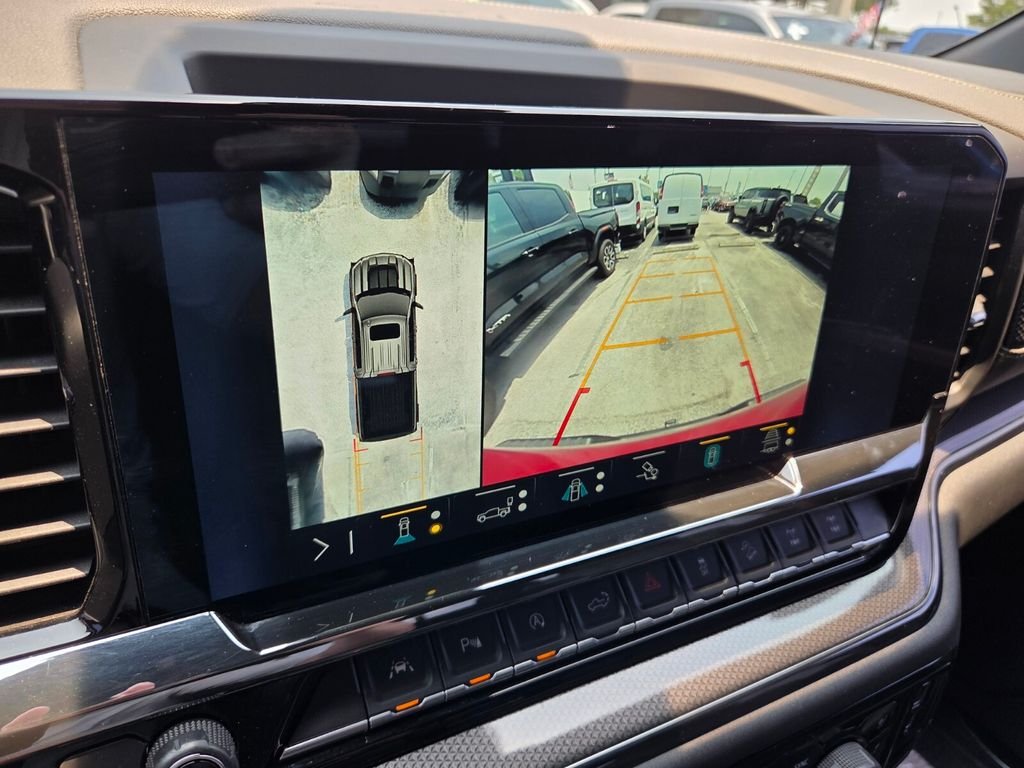 Used 2022 Red Chevrolet ZR2 image 33