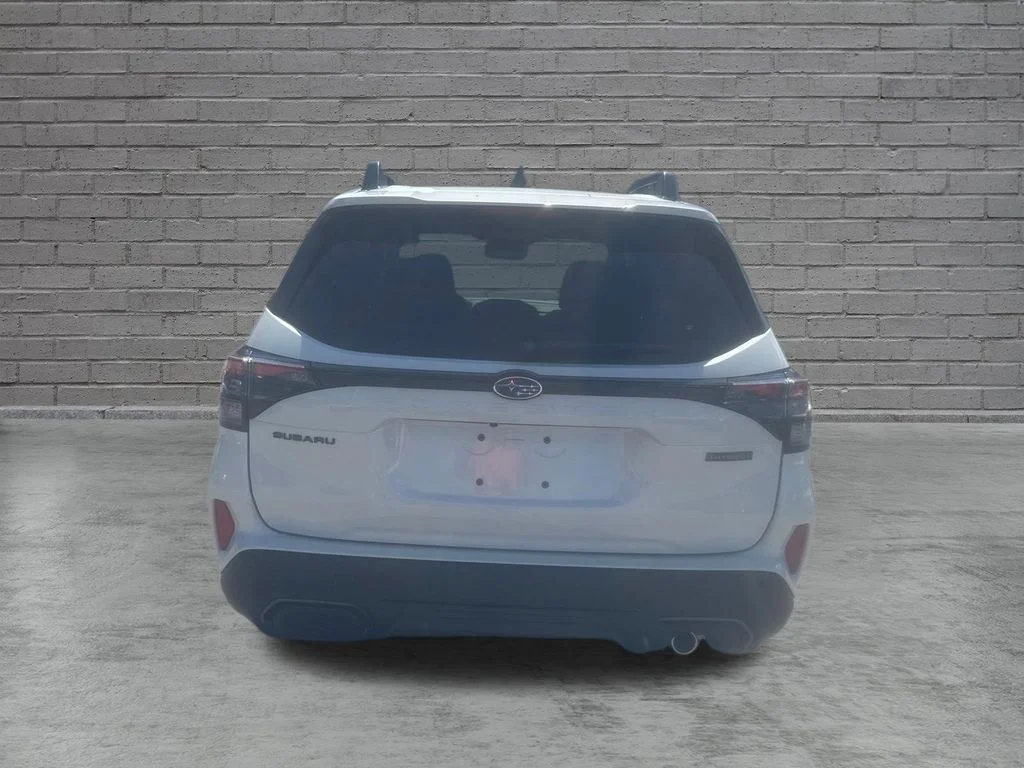 New 2026 CRYSTAL WHITE PEARL Subaru Limited Hybrid image 6