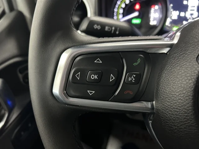 Used 2025 WHITE JEEP Backcountry image 24