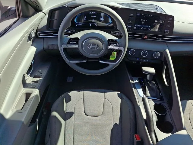 New 2026 White Hyundai SE image 8