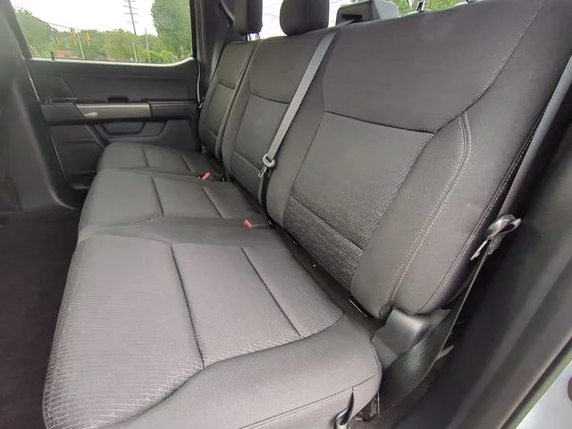 Used 2022 White Ford XLT image 29