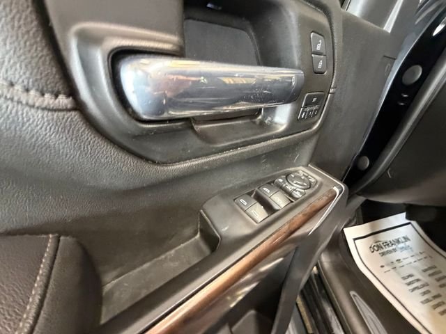Used 2021 Black GMC SLT image 9