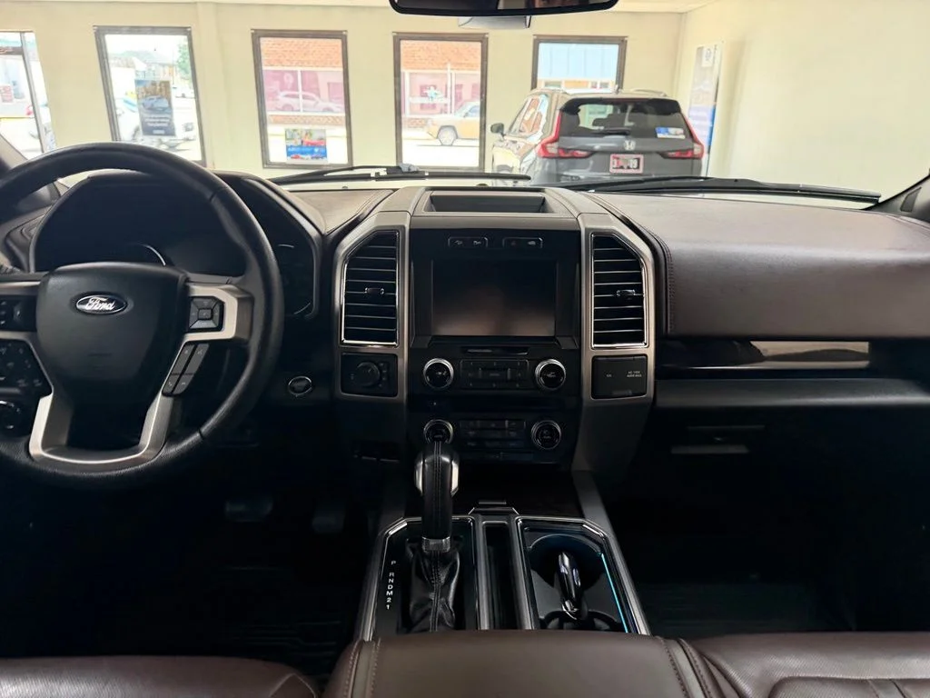 Used 2015 Gray Ford Platinum image 14