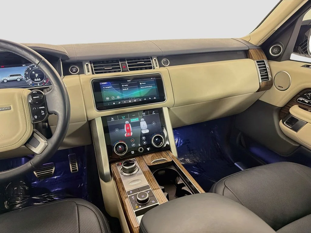 Used 2022 White Land Rover Westminster image 25