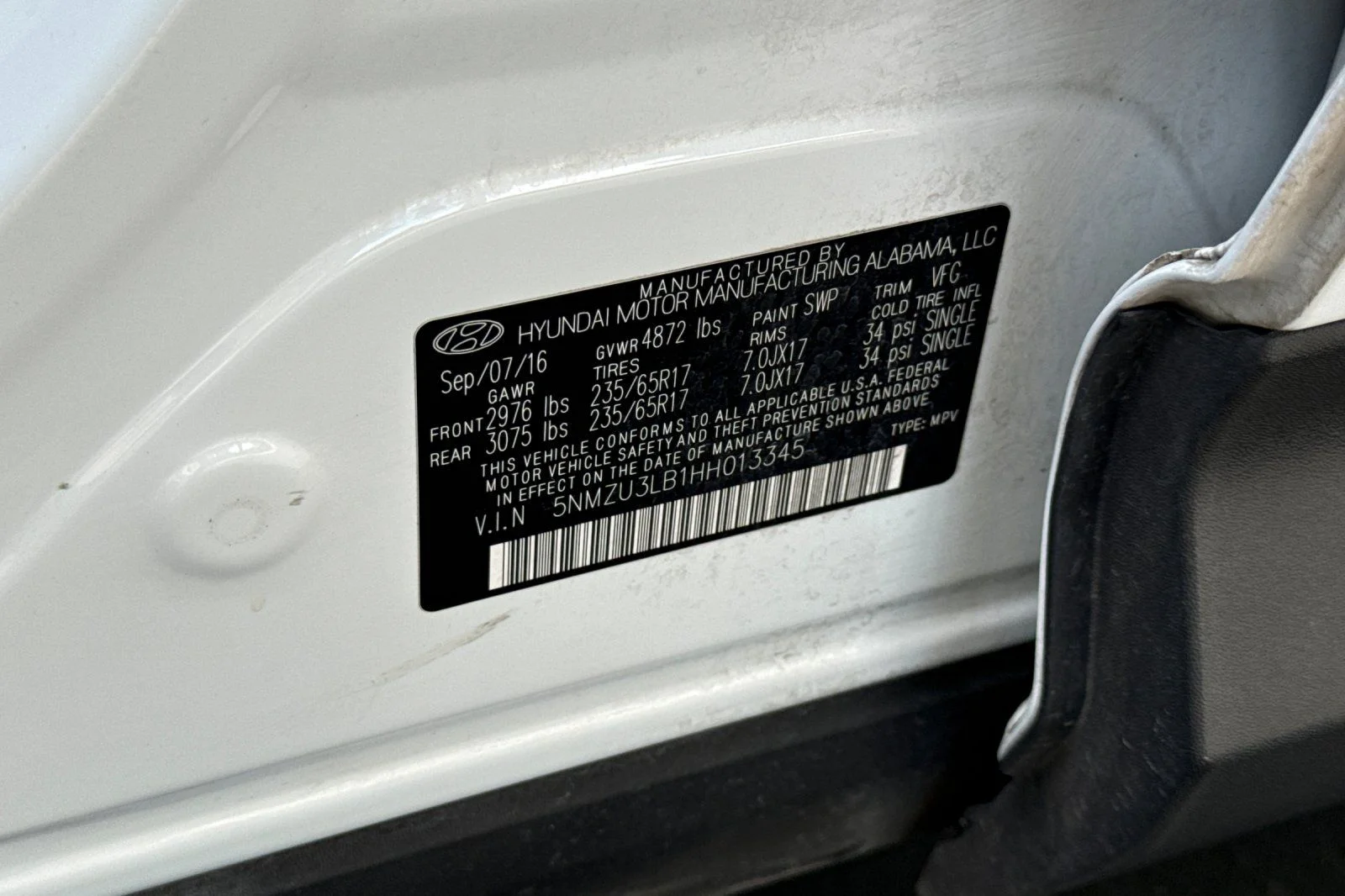 Used 2017 Frost White Hyundai 2.4 Base image 25