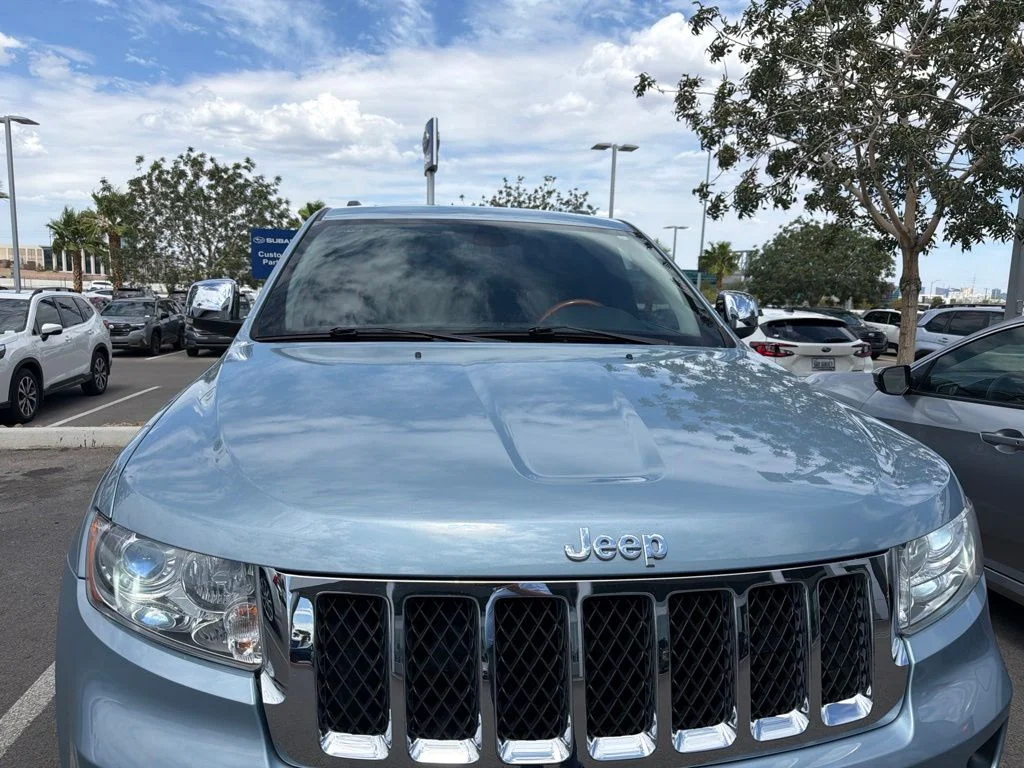 Used 2013 Beige Jeep Overland image 7