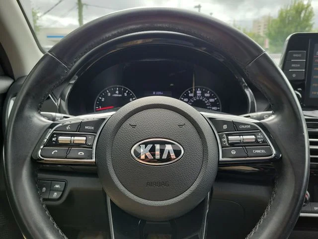 Used 2021 Blue Kia EX image 20
