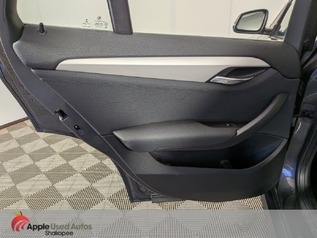 Used 2015 Gray BMW xDrive28i image 29