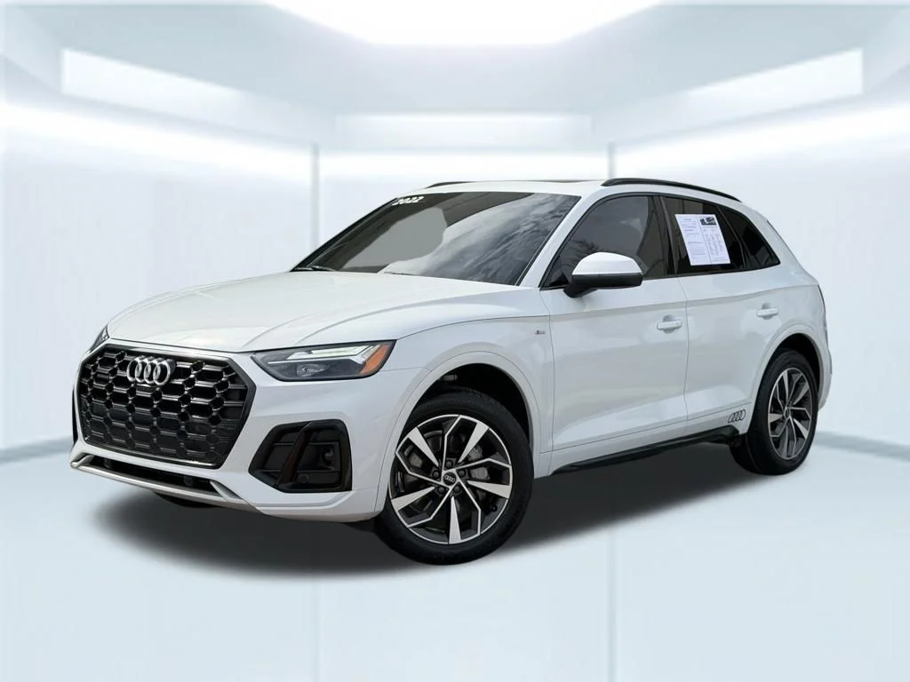 2022 Audi Q5 45 Premium Plus's photo