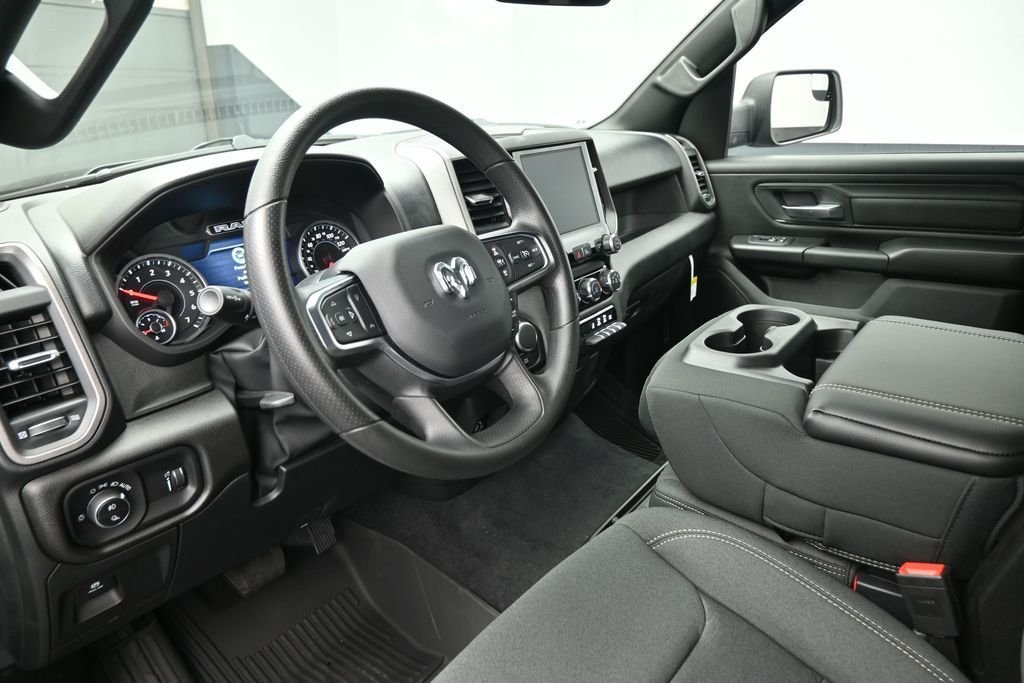 New 2026 Diamond Black Crystal Pearl-Coat Exterior Paint RAM Warlock image 18