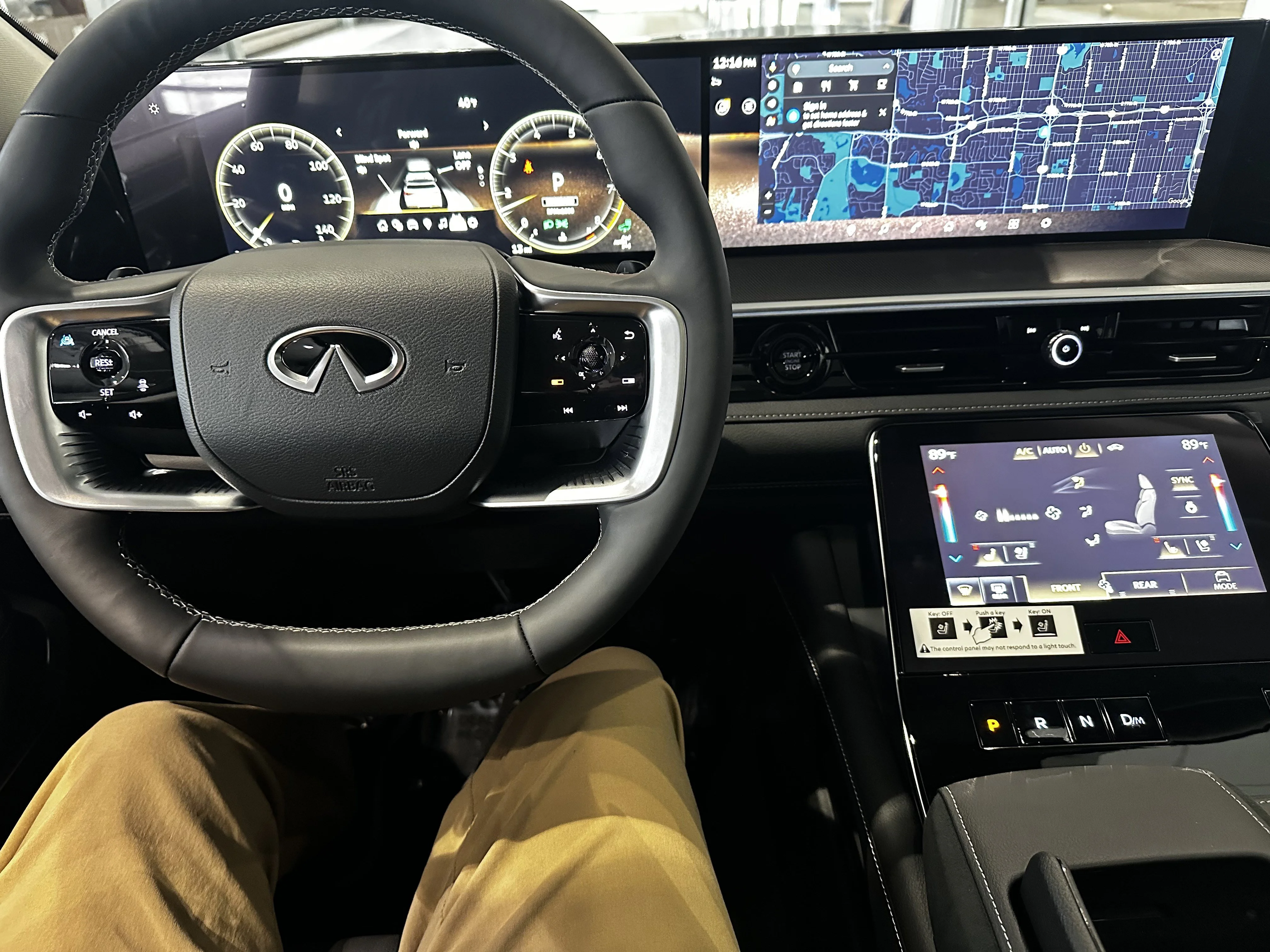 New 2026 BLACK OBSIDIAN INFINITI Luxe 4WD image 18