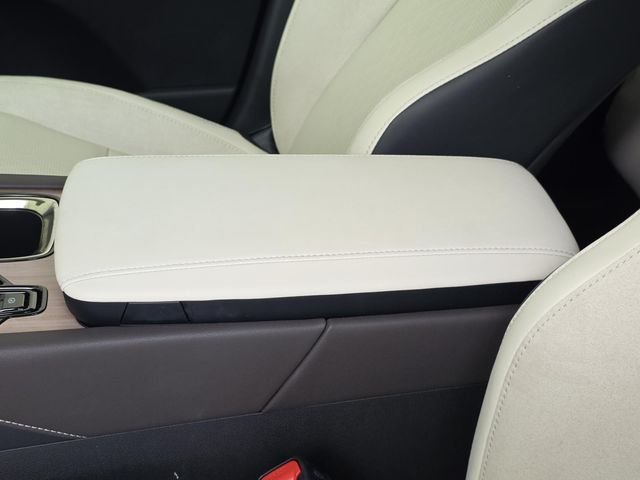 Certified Used 2025 Mica Lexus 350 Luxury image 8