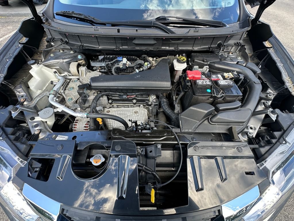Used 2017 Gray Nissan SV image 27