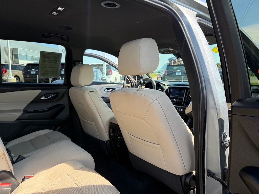 Used 2023 Gray Chevrolet LS image 20