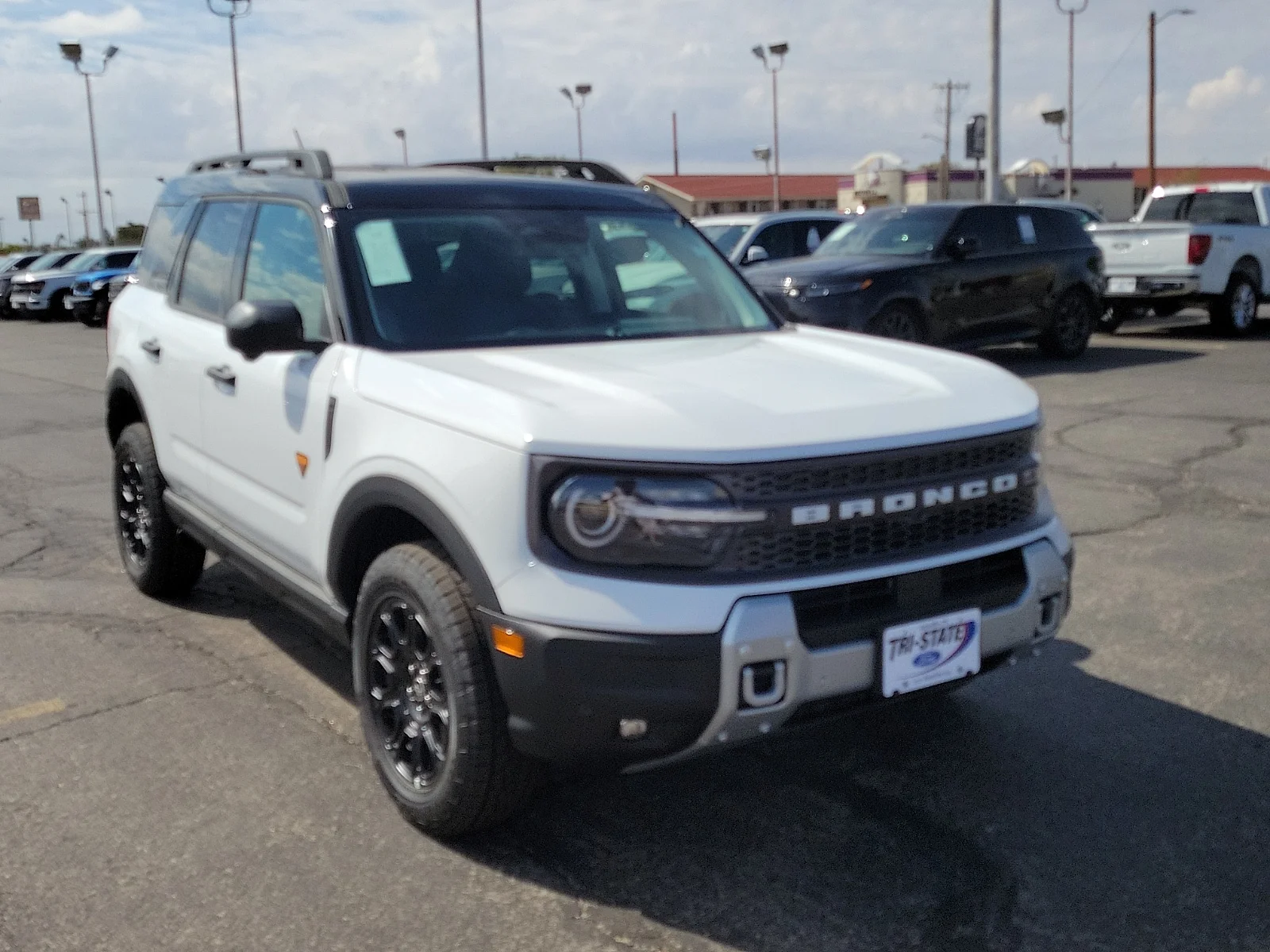 New 2026 Oxford White Ford Badlands&reg; image 6