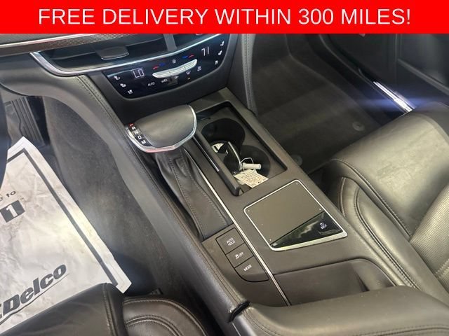 Certified Used 2016 CRYSTAL WHITE TRICOAT Cadillac Luxury AWD image 12