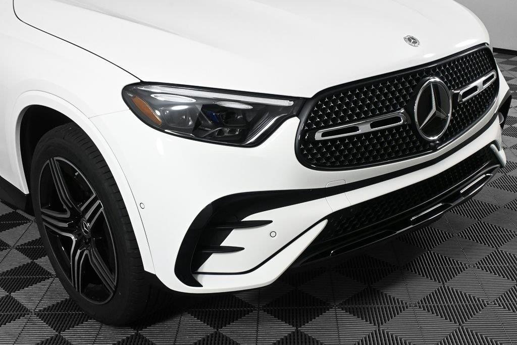 New 2027 Polar White Mercedes-Benz GLC 300 image 35