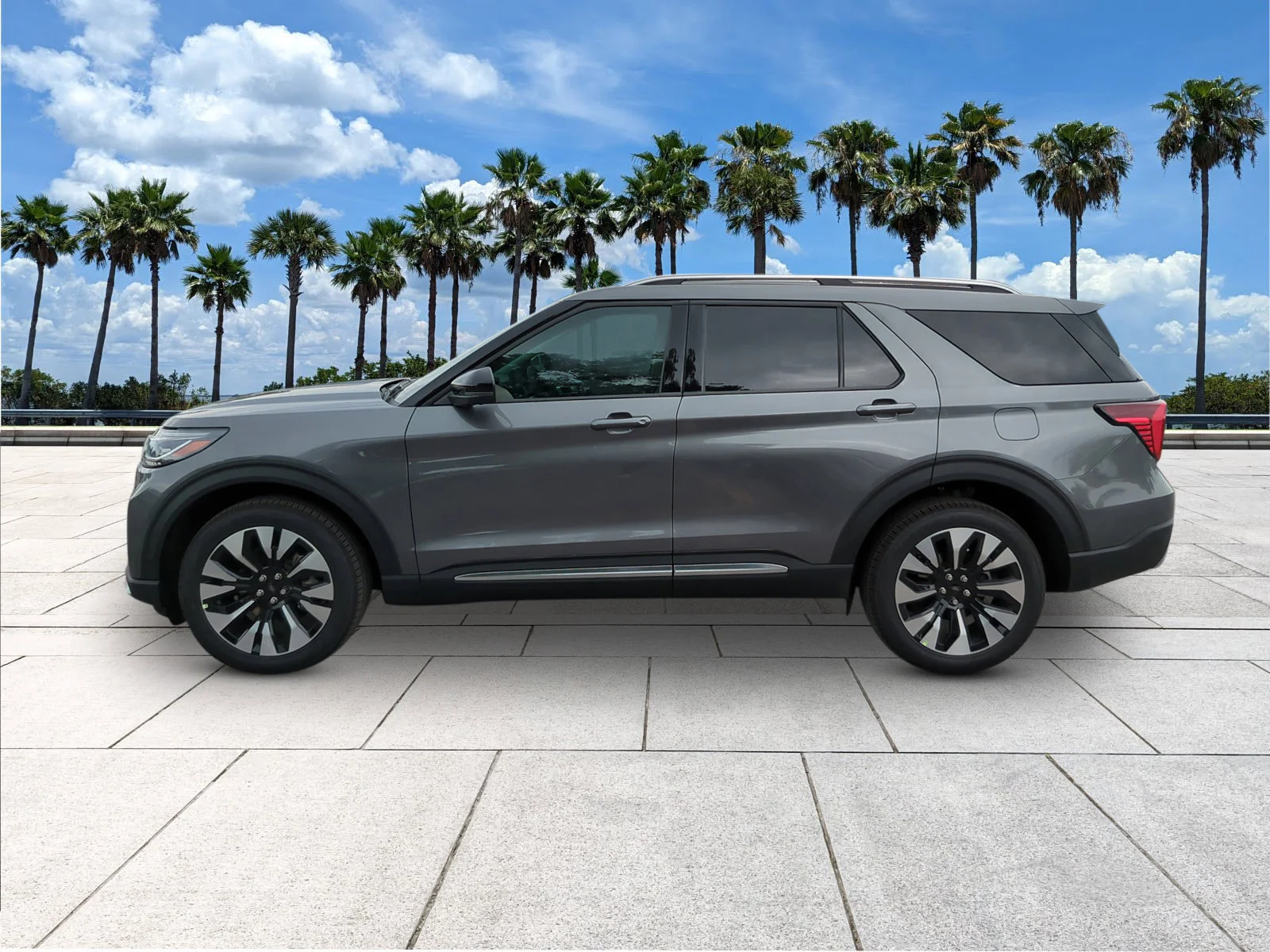 New 2026 Carbonized Gray Metallic Ford Platinum™ image 4