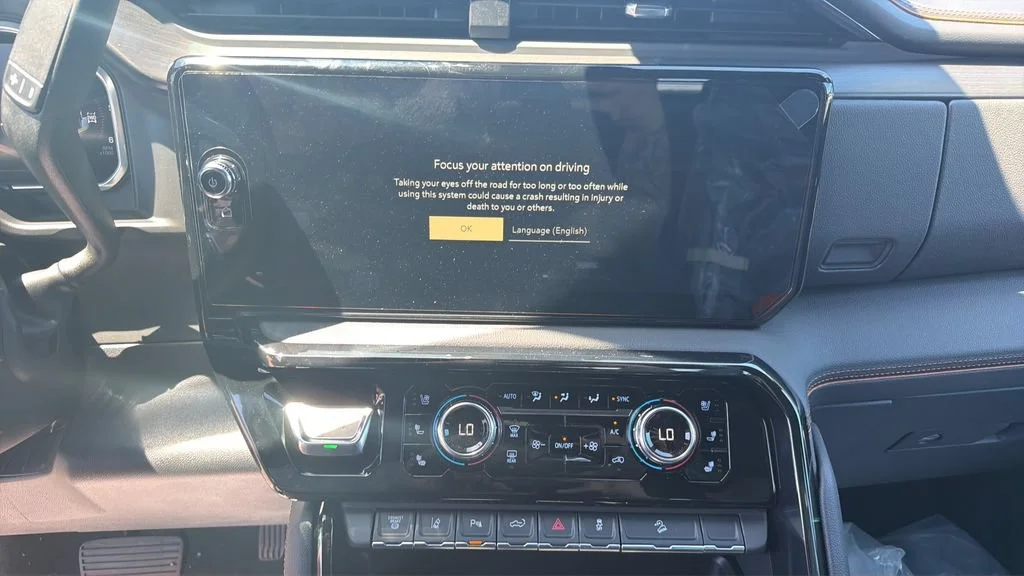 2026 GMC Sierra 2500HD AT4 - Photo 9