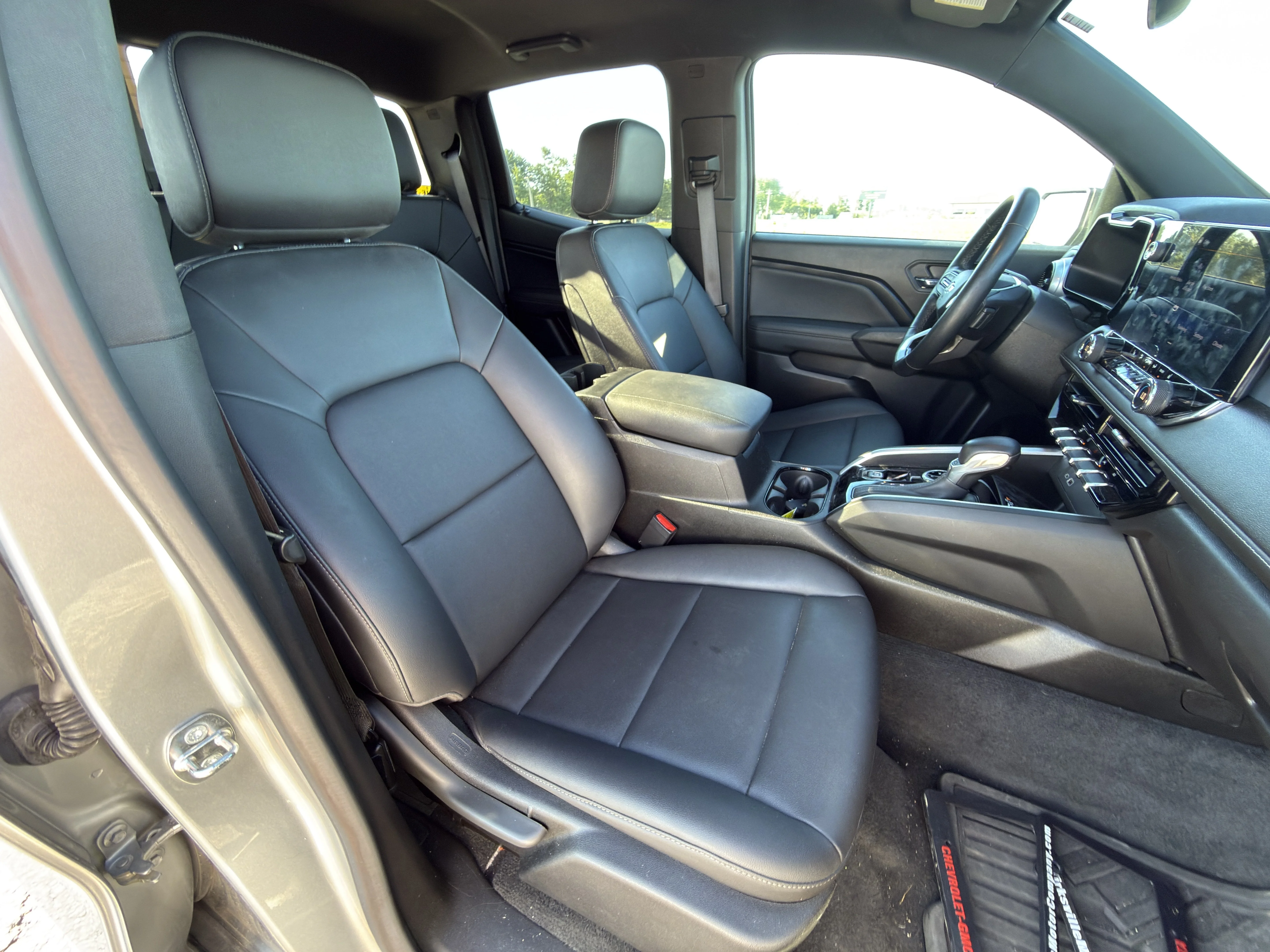 Used 2023 Sterling Gray Metallic Chevrolet LT image 12