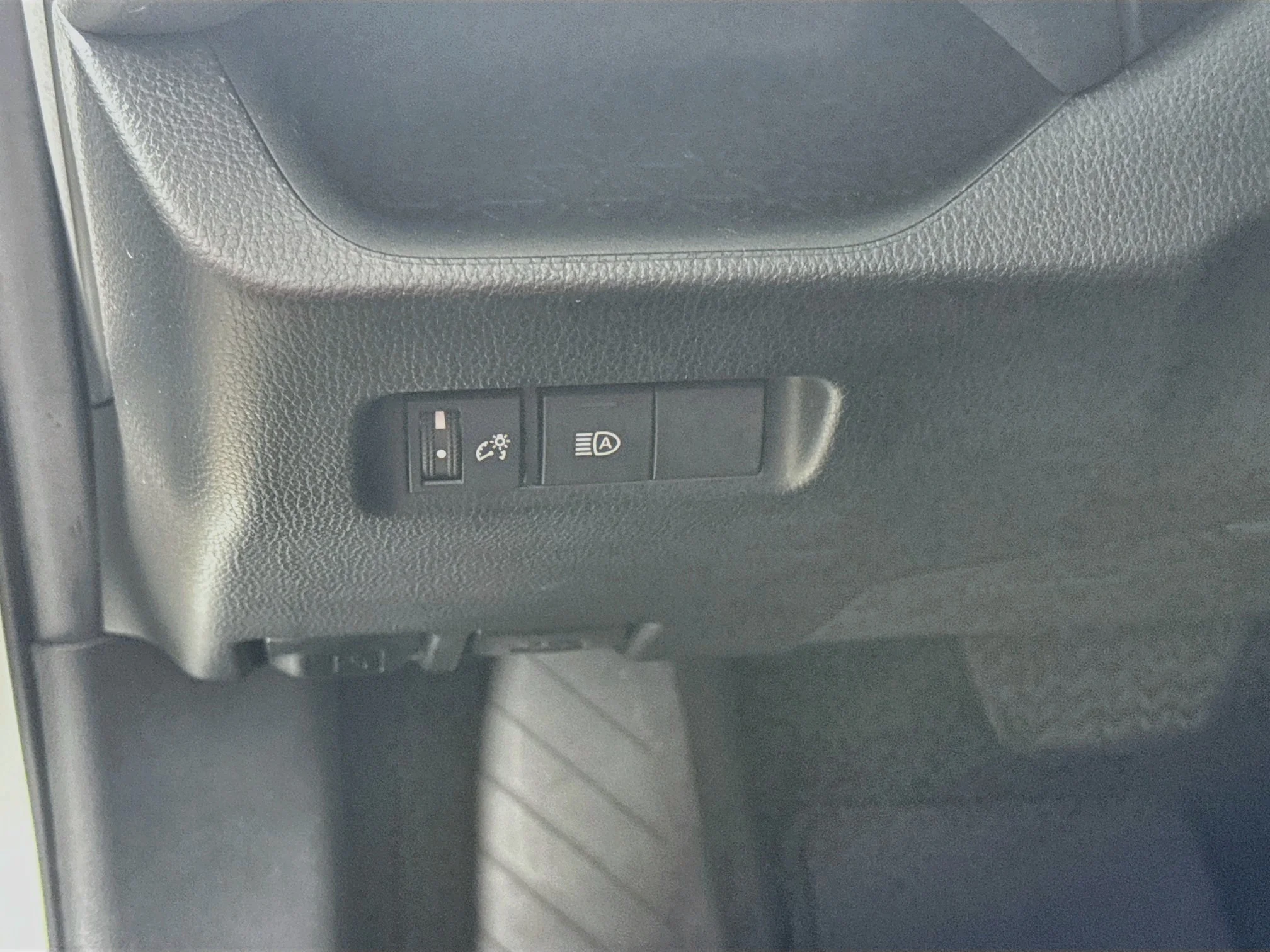 Certified Used 2022 White Toyota LE image 10