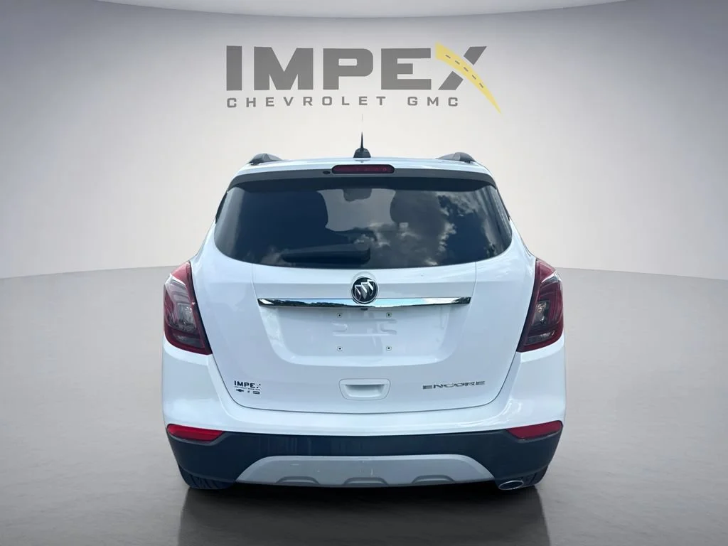 Used 2021 (Includes (MDP) Anthracite lower exterior accent color, Paint code W598F.) Buick Preferred image 4