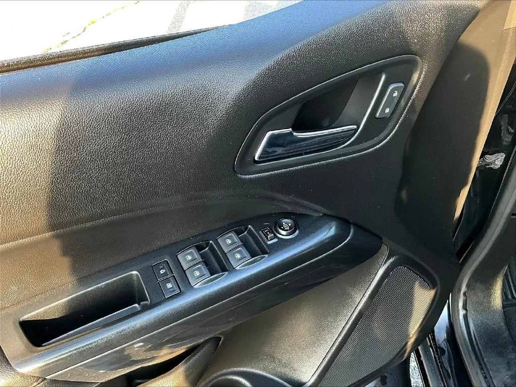 Used 2019 Black GMC All Terrain image 19