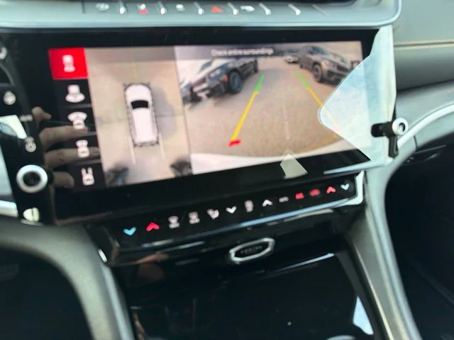 New 2026 White Jeep  image 17