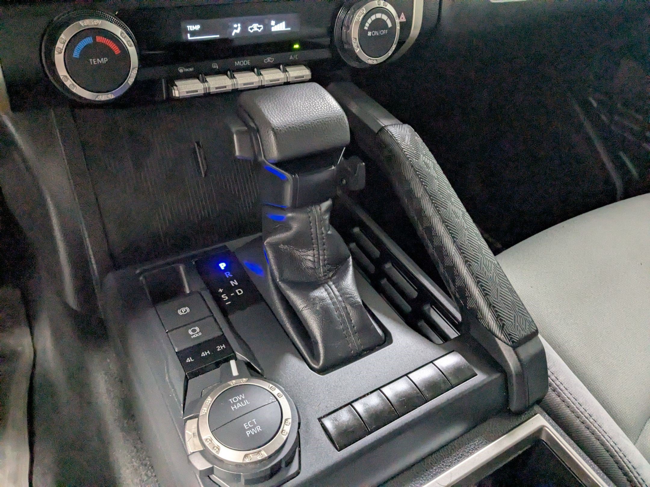 Used 2024 Underground Toyota SR5 image 16
