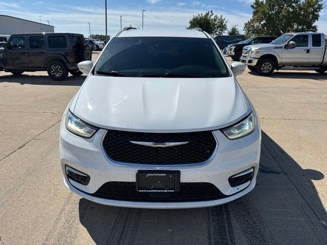 Certified 2021 Chrysler Pacifica Touring with VIN 2C4RC1FG4MR550211 for sale in Indianola, IA