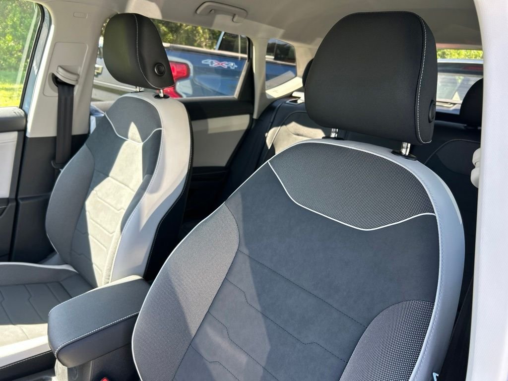 New 2026 Gray Volkswagen 1.5T SE image 21