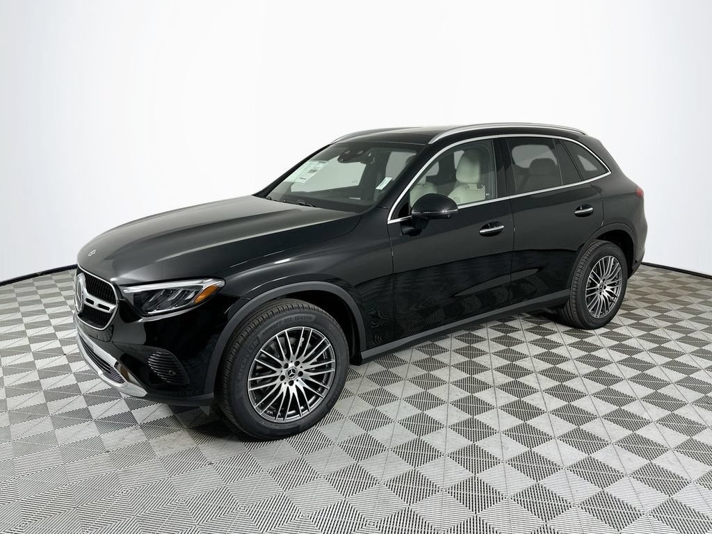 New 2026 Black Mercedes-Benz GLC 300 image 37