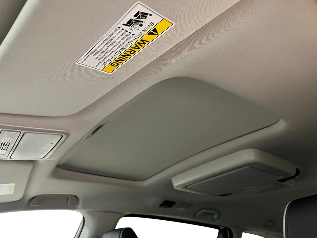 New 2026 Platinum White Pearl Honda Touring image 22