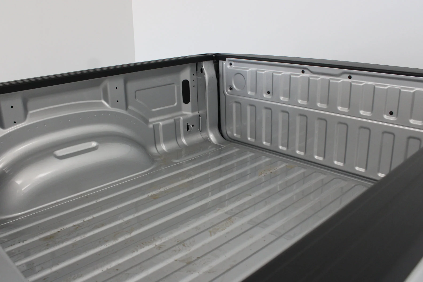 New 2026 Silver Zynith Exterior Paint RAM Big Horn 4x4 Crew Cab 5