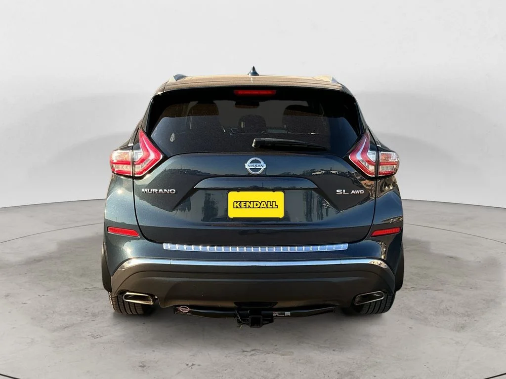 Used 2018 Blue Nissan SL image 10