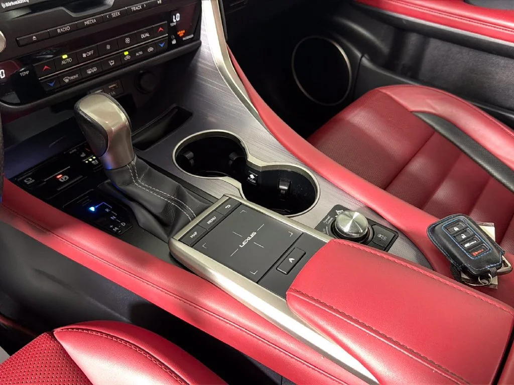 Used 2022 White Lexus F SPORT Handling image 24