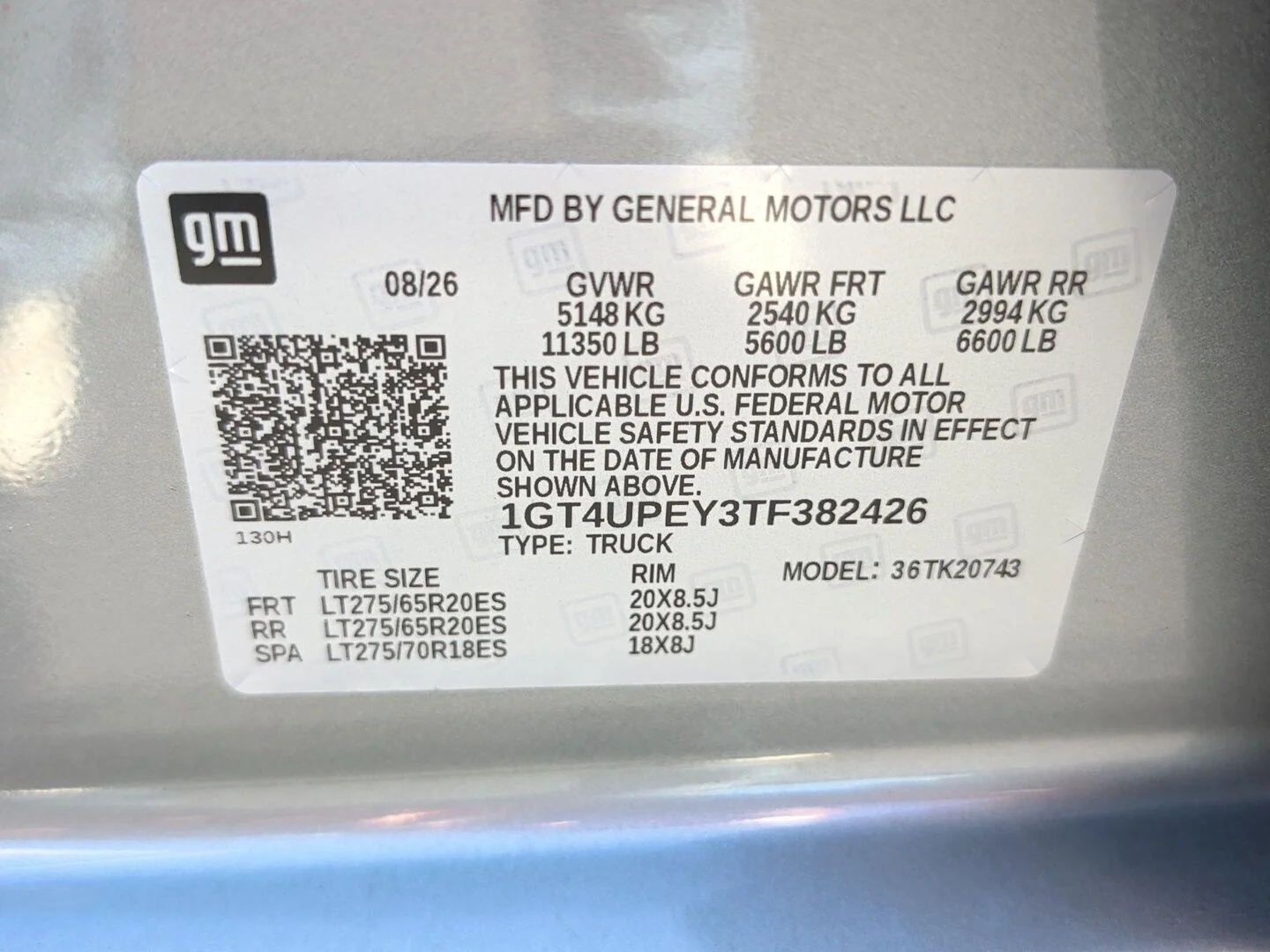 New 2026 Sterling Metallic GMC AT4 image 31