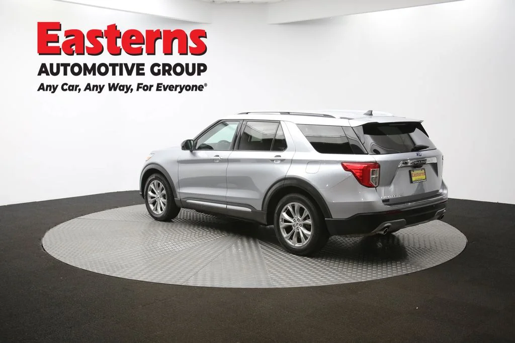 Used 2024 Silver Ford Limited image 64