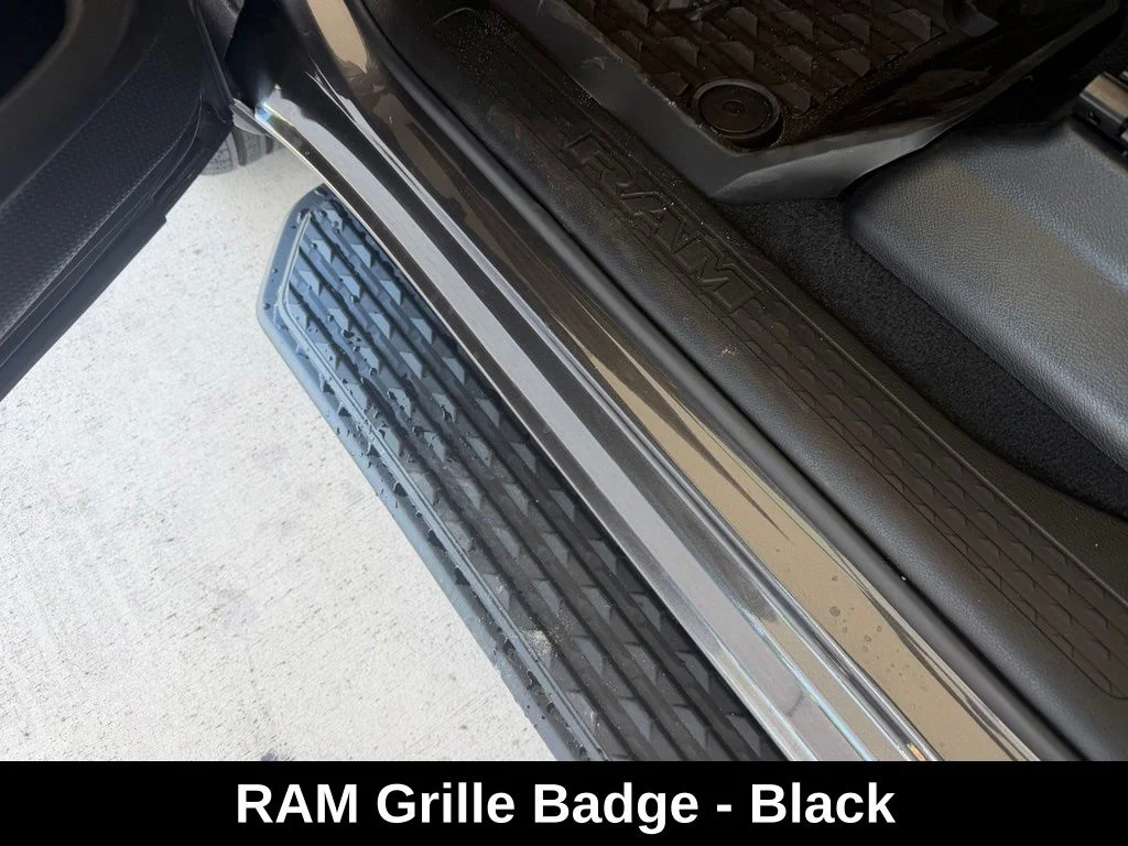 New 2026 Granite Crystal Metallic Clear-Coat Exterior Paint RAM Laramie image 26