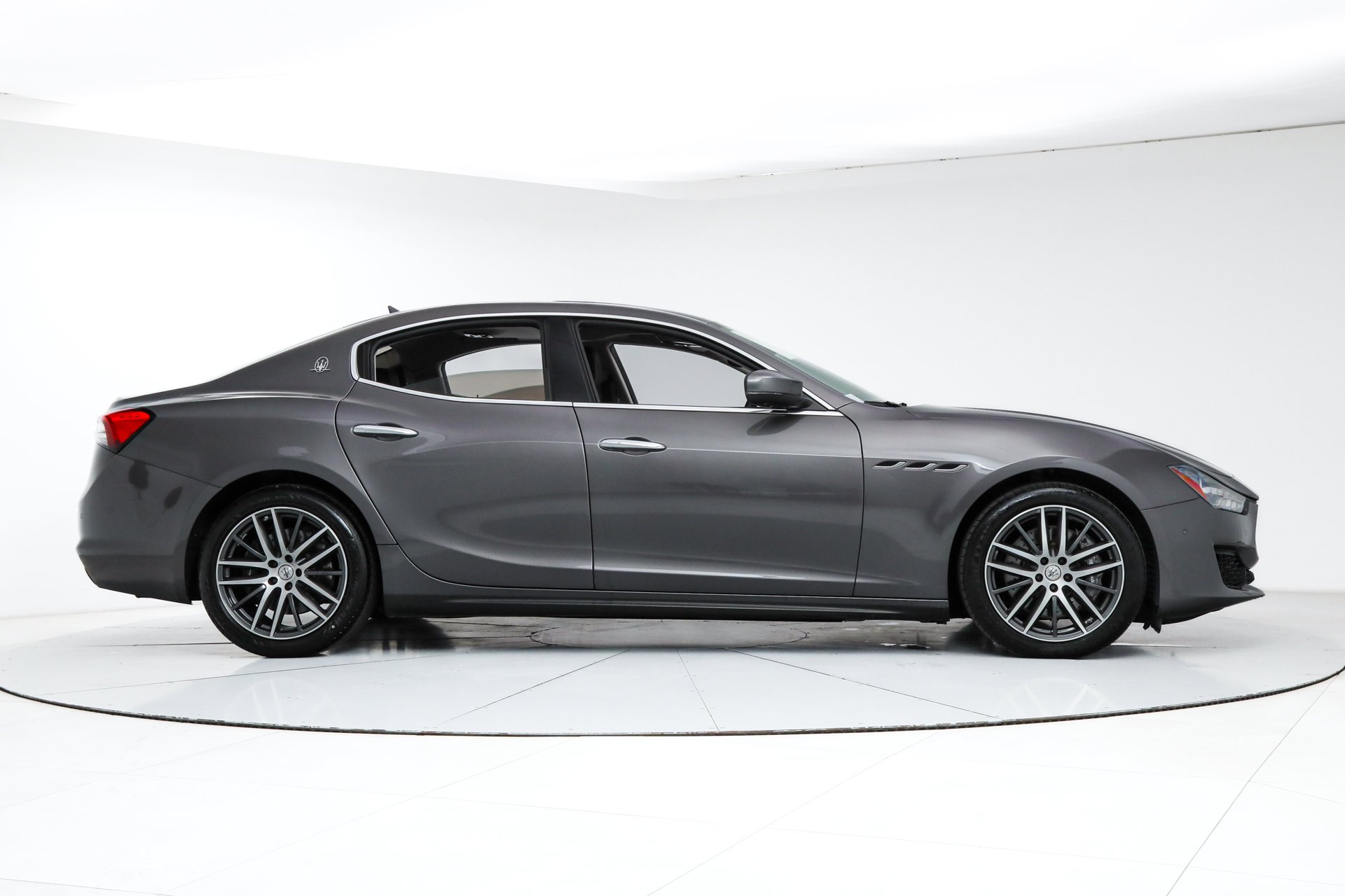 Used 2021 Gray Maserati S Q4 image 6