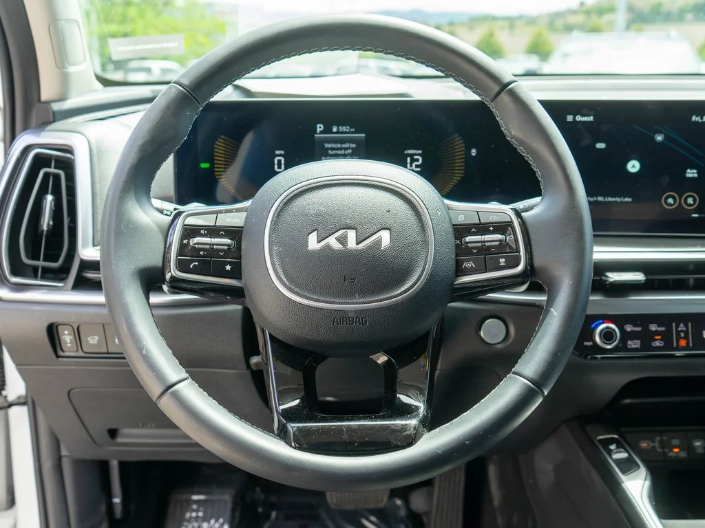 2025 Kia Sorento EX Hybrid - Photo 15