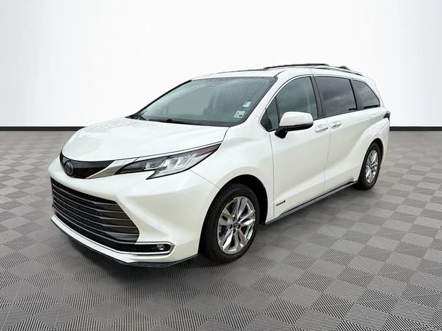 Used 2021 White Toyota Limited image 3