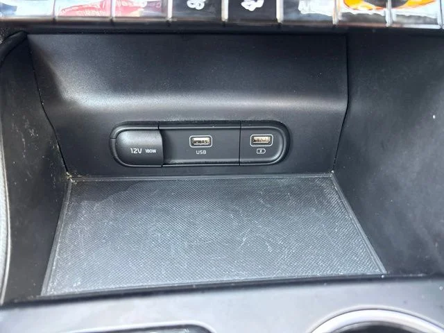 Used 2021 Wolf Gray Kia GT-Line image 28