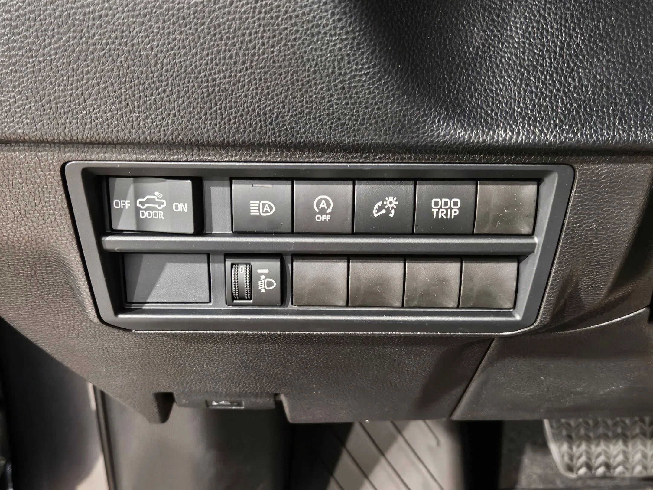New 2026 Magnetic Gray Metallic Toyota SR5 image 13