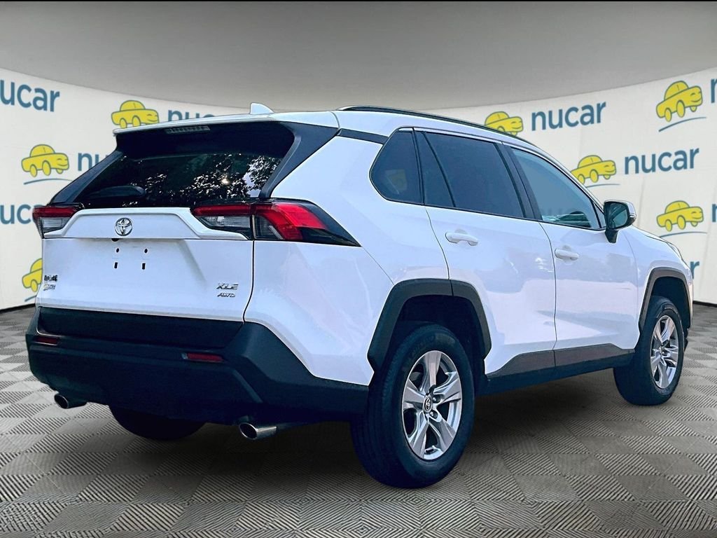 Used 2025 White Toyota XLE image 6